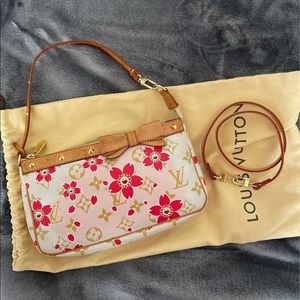 Louis Vuitton pochette asscessoires